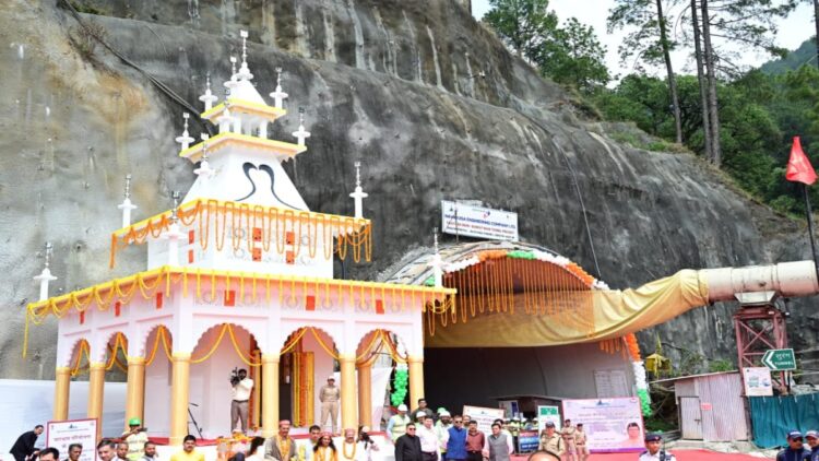 मुख्यमंत्री धामी की उपस्थिति में सिलकारा सुरंग में हासिल की गई सफलता