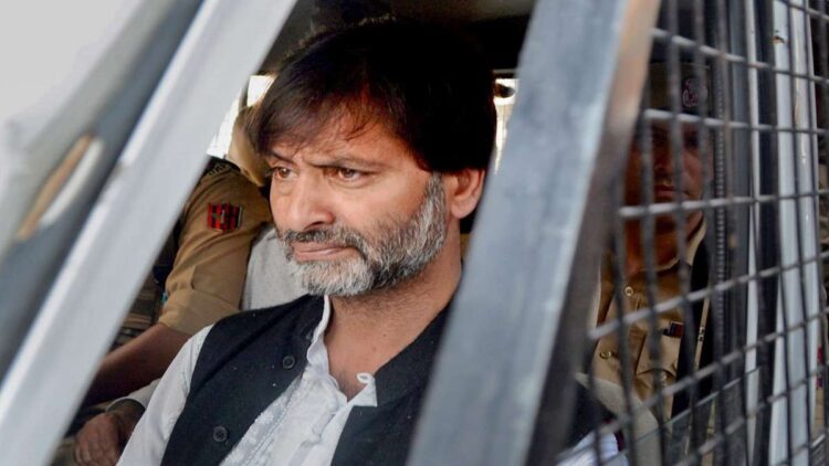 मैं एक 'राजनीतिक नेता' हूं और 'आतंकवादी' नहीं हूं, 7 बजे मेरे साथ लगे: यासिन मलिक सुप्रीम कोर्ट को बताता है