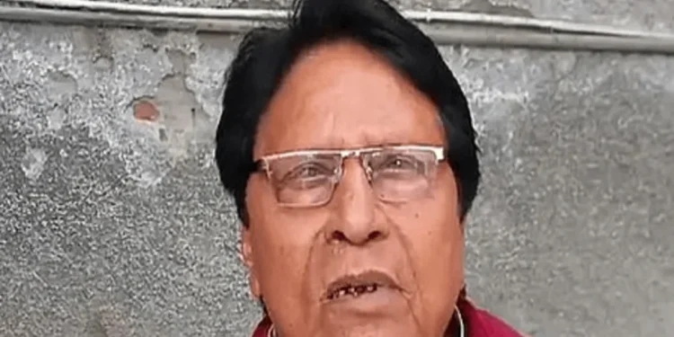रामजिलाल सुमन: राणा सांगा विवाद परिणाम! कार्नी सेना ने आगरा में एसपी सांसद के घर पर हमला किया, पुलिस पर पुलिस