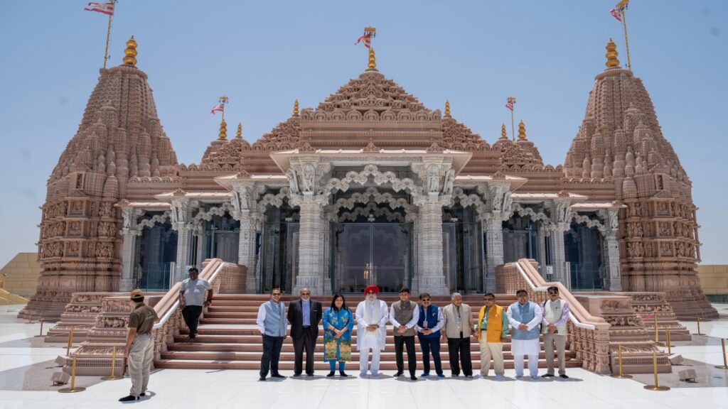 ऑपरेशन सिंदूर ग्लोबल आउटरीच: ऑल-पार्टी प्रतिनिधिमंडल का दौरा अबू धाबी में हिंदू मंदिर के लिए बैप्स