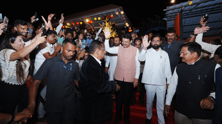 100-दिवसीय शासन कार्यक्रम के बाद, सिविल सेवकों के लिए फडनविस की नई चुनौती-एक 150-दिवसीय कार्यक्रम
