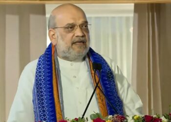 अमित शाह की सख्त चेतावनी पहलगाम हमलावरों को: 'एक भी आतंकवादी नहीं होगा'