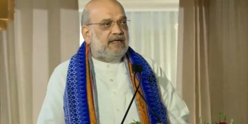 अमित शाह की सख्त चेतावनी पहलगाम हमलावरों को: 'एक भी आतंकवादी नहीं होगा'