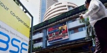 मार्केट ओपनिंग बेल: सेंसक्स 80,300 से ऊपर खुलता है, निफ्टी ने 24,300, अडानी पोर्ट्स को शुरुआती व्यापार में सबसे बड़ा लाभ दिया है