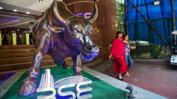 Sensex आज 1 प्रतिशत से अधिक लाभ प्राप्त करता है: रैली के पीछे प्रमुख कारक