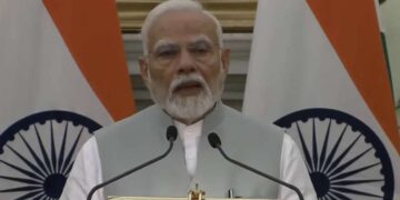 PAHALGAM हमले पर PM मोदी: आतंकवादियों के खिलाफ दृढ़ और निर्णायक कार्रवाई करने के लिए प्रतिबद्ध