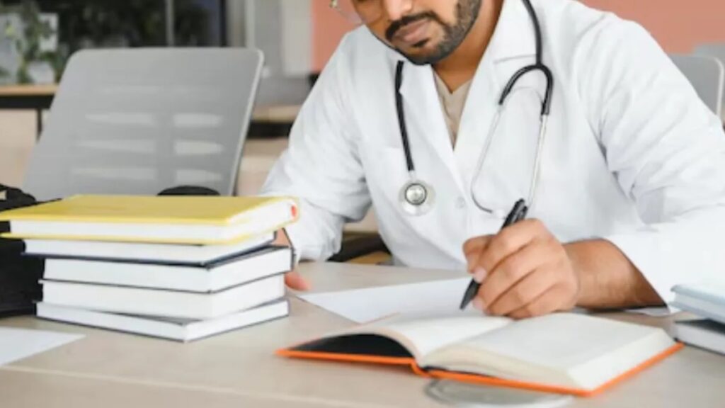 NEET UG 2025 परीक्षा आज: प्रमुख दिशानिर्देश प्रत्येक छात्र का पालन करना चाहिए