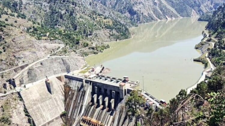 भारत सिंधु संधि निलंबन के बाद चेनब नदी पर बगलीहार बांध के माध्यम से पानी का प्रवाह में कटौती करता है: स्रोत