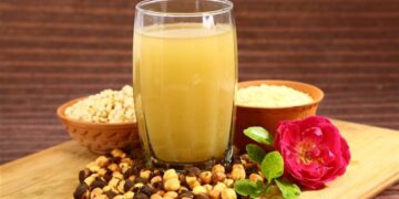 अपनी ऊर्जा को बढ़ावा देने के लिए काम करने से पहले इस स्वस्थ पेय का सेवन करें; लाभ जानें