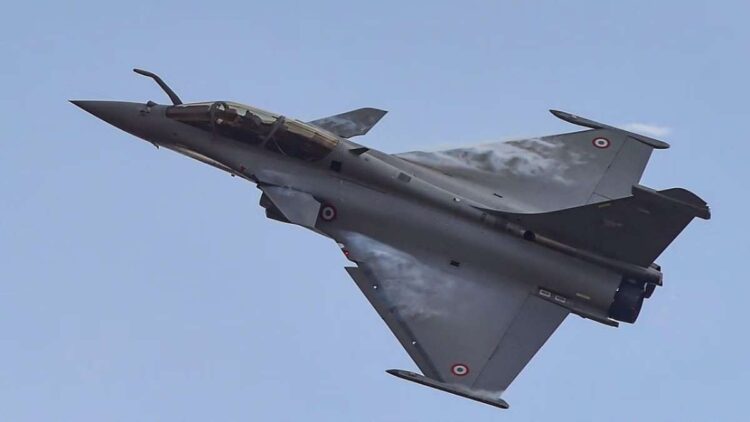 NOTAM क्या है? 7-8 मई से इंडो-पाक सीमा के साथ बड़े पैमाने पर हवा के व्यायाम के लिए नोटिस के बारे में जानें