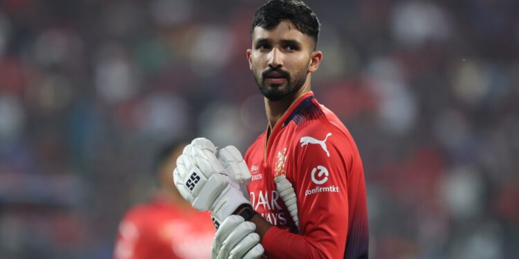 Devdutt Padikkal ने IPL 2025 से बाहर कर दिया क्योंकि RCB पीड़ित झटका, मताधिकार नाम प्रतिस्थापन