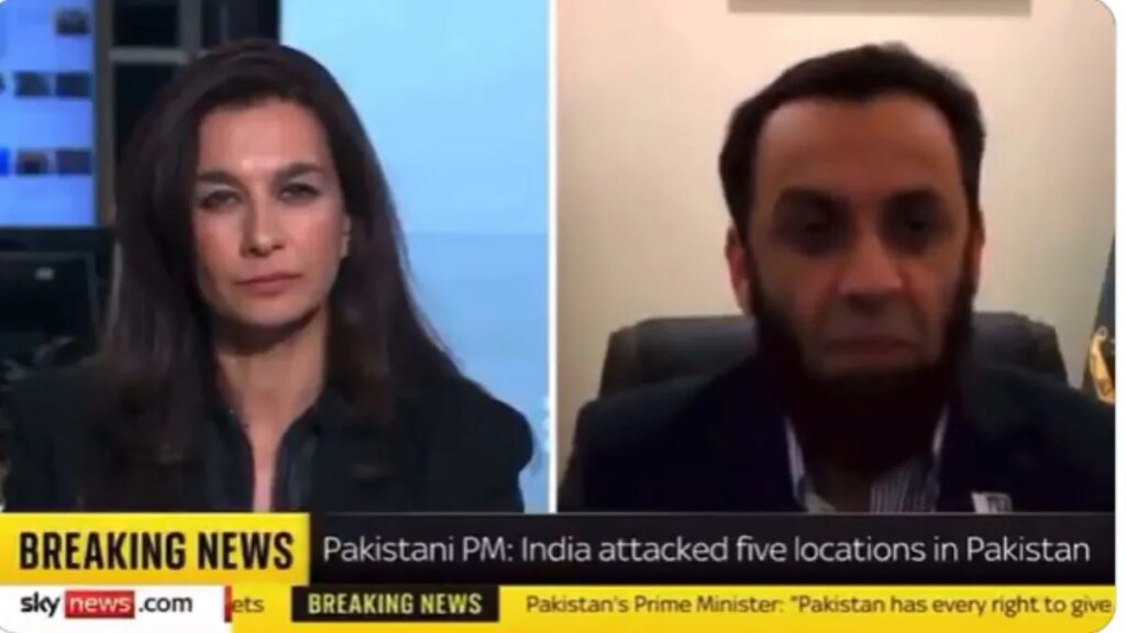 पाकिस्तान के मंत्री ने ब्रिटिश एंकर द्वारा लाइव टीवी पर 'नो टेरर कैंप्स' का दावा किया वीडियो