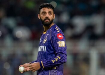 वरुण चक्रवर्ती सीएसके के खिलाफ आचार संहिता के उल्लंघन के लिए आईपीएल द्वारा फटकार लगाई गई