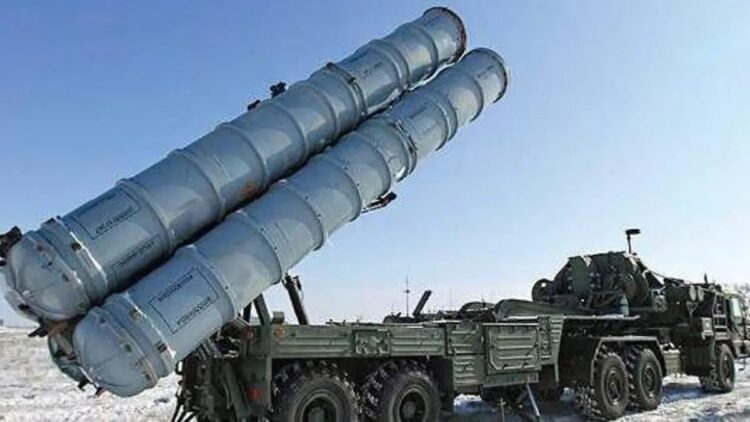 S-400 मिसाइल सिस्टम ने पाकिस्तान के मिडनाइट अटैक को विफल कर दिया: आपको भारत के शक्तिशाली हथियार के बारे में जानने की जरूरत है
