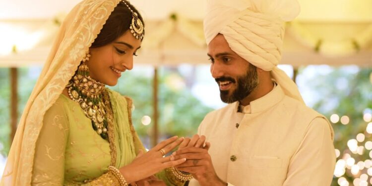 सोनम कपूर ने आनंद आहूजा के साथ शादी की सालगिरह मनाया, हार्टफेल्ट इंस्टाग्राम पोस्ट साझा किया