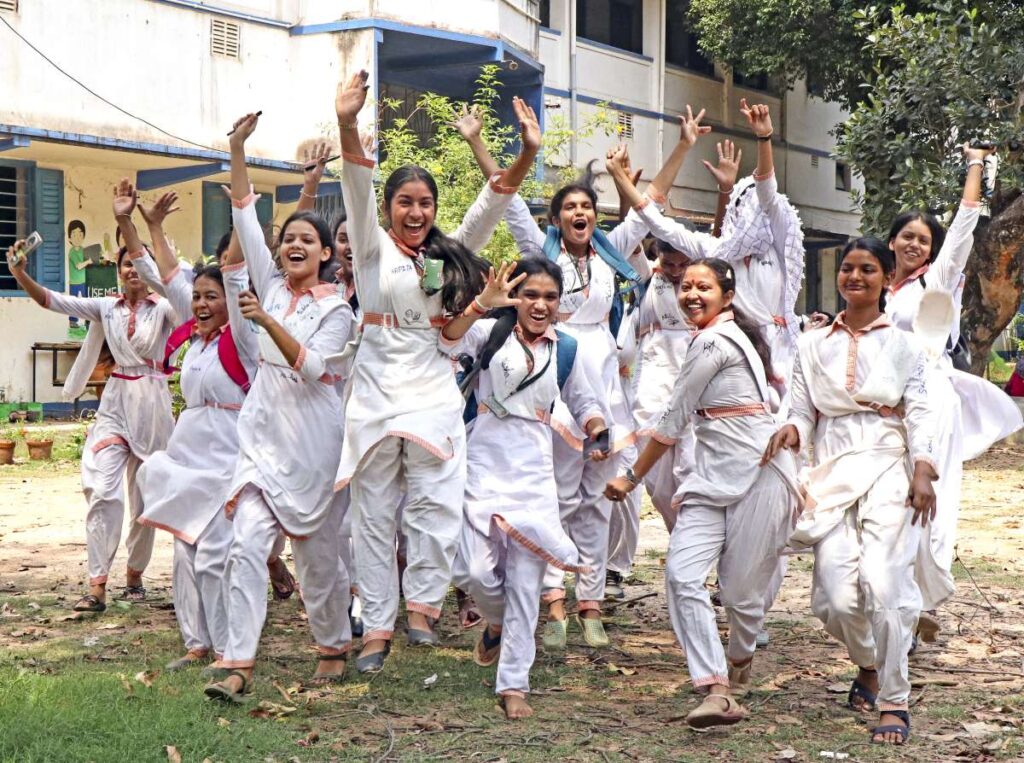 CBSE परिणाम 2025 अद्यतन: 10 वीं, 12 वीं मार्कशीट इस तिथि पर बाहर होने की उम्मीद है, वेबसाइटों की जाँच करें, ग्रेडिंग सिस्टम