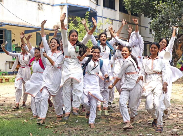 CBSE परिणाम 2025 अद्यतन: 10 वीं, 12 वीं मार्कशीट इस तिथि पर बाहर होने की उम्मीद है, वेबसाइटों की जाँच करें, ग्रेडिंग सिस्टम