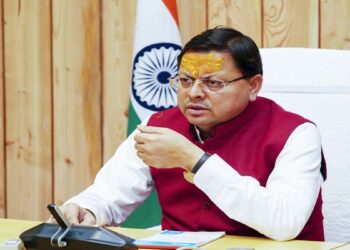 उत्तराखंड सरकार 25 IAS, 12 पीसीएस अधिकारियों को प्रमुख नौकरशाही फेरबदल में स्थानांतरित करती है