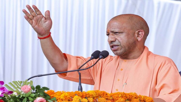 ऑपरेशन सिंदूर ने हमें ब्राह्मोस मिसाइलों की शक्ति दिखाई, पाकिस्तान से इसके बारे में पूछें: योगी आदित्यनाथ | वीडियो