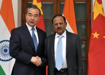 'युद्ध भारत की पसंद नहीं था ...': एनएसए डोवल वांग यी को चीनी विदेश मंत्री के रूप में बताता है