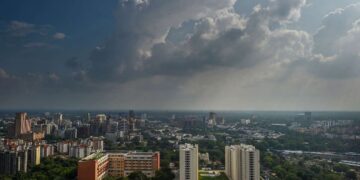 दिल्ली मौसम अद्यतन: IMD सोमवार के लिए आंशिक रूप से बादल आकाश की भविष्यवाणी करता है, पूर्ण पूर्वानुमान की जाँच करें
