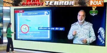 भारत टीवी द्वारा पाकिस्तान नौसेना का झूठ: डॉक्टर्ड इमेज का इस्तेमाल झूठे नौसेना की ताकत के लिए किया गया था घड़ी