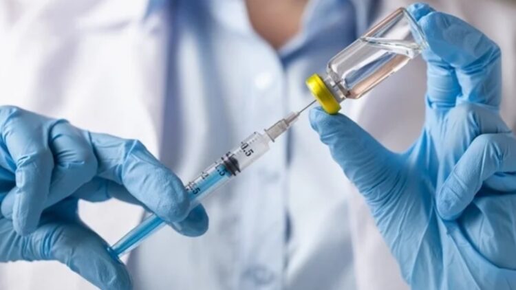 सामान्य वैक्सीन गलतफहमी पर विशेषज्ञ डिबंक मिथक
