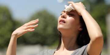 हाइड्रेशन से हर्बल उपचार तक: विशेषज्ञ गर्मियों के दौरान गर्मी के स्ट्रोक को रोकने के लिए प्राकृतिक तरीकों की सिफारिश करता है