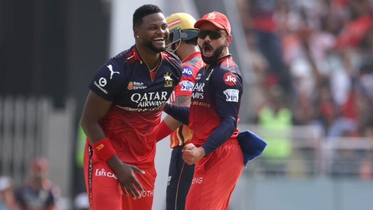 RCB को IPL 2025 फिर से शुरू होने से पहले बड़े पैमाने पर बढ़ावा मिलता है क्योंकि रोमारियो शेफर्ड और लियाम लिविंगस्टोन रेज़ोइन स्क्वाड