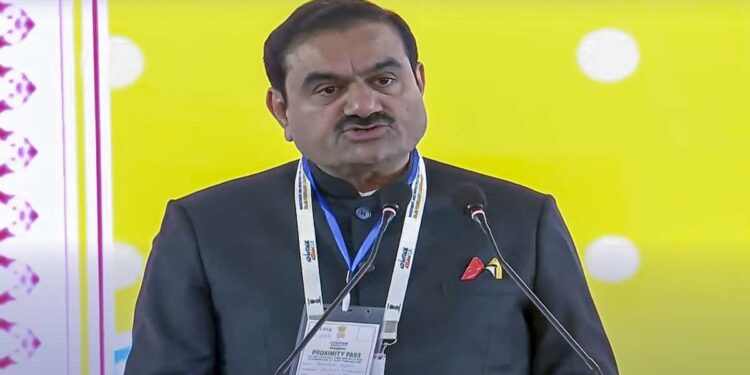 अदानी हवाई अड्डे ने मुंबई, अहमदाबाद हवाई अड्डों के लिए तुर्की फर्म सेलेबी के साथ साझेदारी की