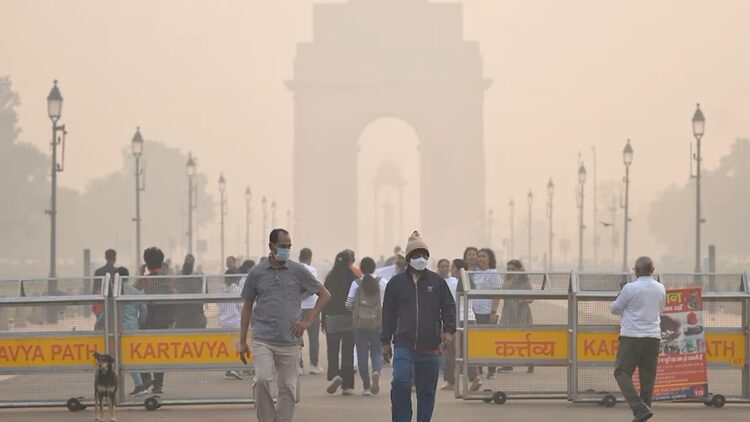 दिल्ली की वायु गुणवत्ता लगातार 2 दिन के लिए 'बहुत गरीब' श्रेणी में बनी हुई है: अचानक स्पाइक का कारण क्या है?
