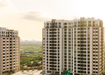 ग्रेटर नोएडा की 98% मूल्य वृद्धि: क्या यह एनसीआर रियल एस्टेट की नई विकास पूंजी के रूप में उभर रहा है?