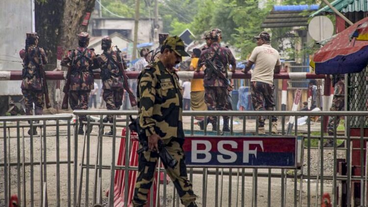 भारत ने कई बंदरगाहों से बांग्लादेशी उत्पादों के प्रवेश पर प्रतिबंध लगाया क्योंकि यूंस ने फिर से उत्तर -पूर्व में रेक किया