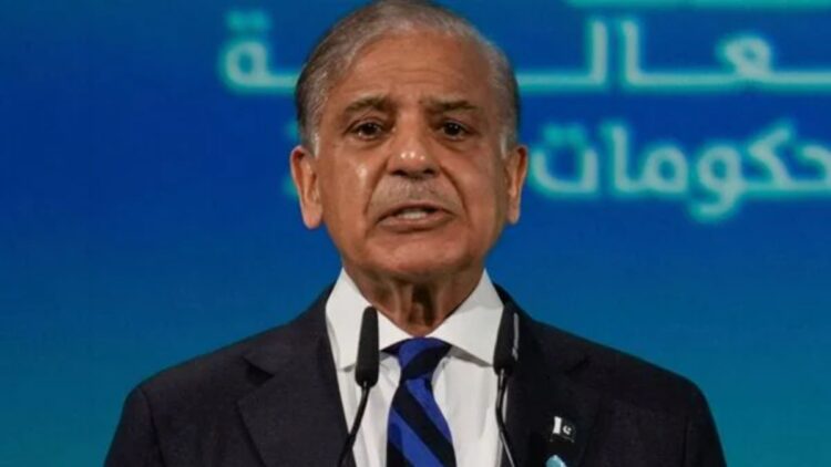 पाकिस्तान भारतीय हमलों में क्षतिग्रस्त एयरबेस की मरम्मत के लिए स्क्रैम्बल्स, महत्वपूर्ण सैन्य साइटों के लिए निविदा