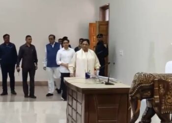 मायावती ने अपने भतीजे आकाश आनंद को बीएसपी के मुख्य राष्ट्रीय समन्वयक के रूप में नियुक्त किया