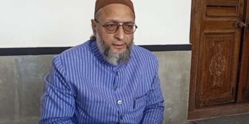 असदुद्दीन ओविसी शर्तें नई वक्फ लॉ 'असंवैधानिक', सुप्रीम कोर्ट रिलीफ के लिए उम्मीदें