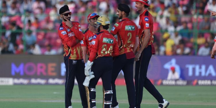 पंजाब किंग्स ने 11 साल पुरानी लकीर को IPL 2025 प्लेऑफ स्पॉट को सुरक्षित करने के लिए तोड़ दिया