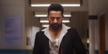 युद्ध 2 के लिए jr ntr का शुल्क netizens, पता है कि ऋतिक रोशन स्टारर के लिए देवरा अभिनेता का कितना भुगतान किया गया था