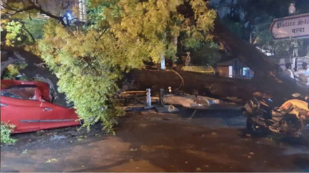 दो मृत, गरज के बाद कई घायल, भारी बारिश बल्लेबाज दिल्ली-एनसीआर