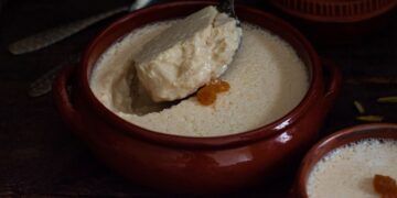 Mishti doi: गर्मियों के दौरान आसानी से घर पर इस बंगाली विनम्रता को बनाएं, नुस्खा जानें
