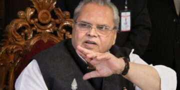 सीबीआई फाइलें पूर्व जेके गवर्नर सत्यपाल मलिक के खिलाफ चार्जशीट, 5 अन्य किरू हाइड्रोपावर भ्रष्टाचार के मामले में