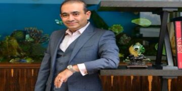 'फरार होने का जोखिम उच्च है': 10 वीं बार नीरव मोदी की जमानत को खारिज करने पर लंदन के उच्च न्यायालय के न्यायाधीश