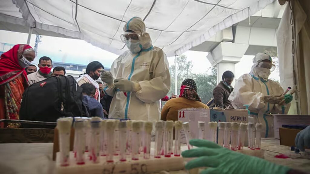 दिल्ली सरकार गाजियाबाद में चार टेस्ट पॉजिटिव के बाद एनसीआर के मामलों में बढ़ती हुई एनसीआर मामलों के बीच कोविड सलाहकार जारी करती है