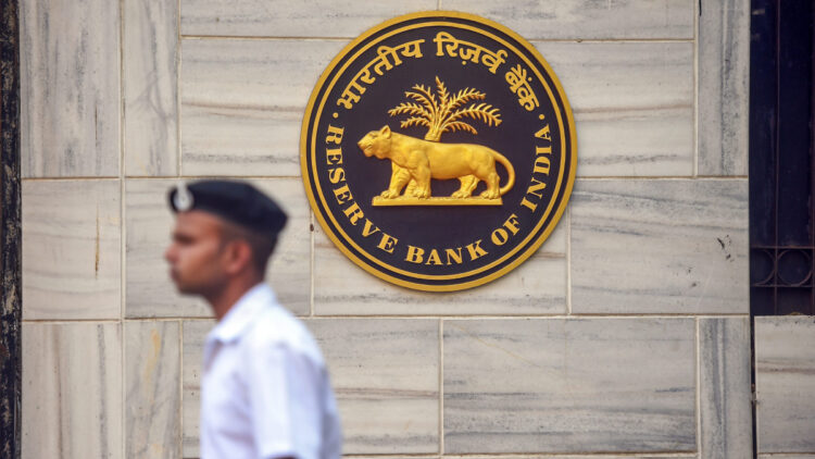 FY25 के लिए सरकार के रिकॉर्ड में 2.69 लाख करोड़ रुपये के लाभांश का भुगतान करने के लिए RBI