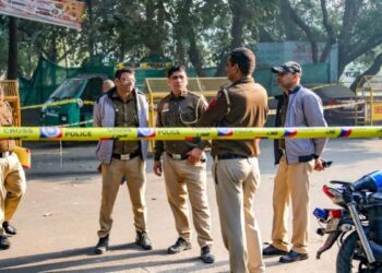 गोही गैंग के सदस्य दिल्ली की रोहिनी में मुठभेड़ के बाद गिरफ्तार हत्या के लिए चाहते थे