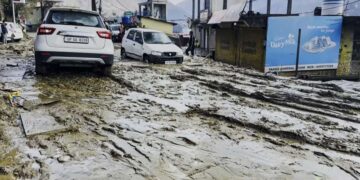 हिमाचल वेदर: आईएमडी अगले हफ्ते के लिए पीला चेतावनी जारी करता है, फ्लैश बाढ़ को नुकसान