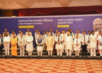 एनडीए सीएमएस कॉन्क्लेव: पीएम मोदी ने जाति की जनगणना, ऑपरेशन सिंदूर की प्रशंसा की, विकास, सुशासन पर ध्यान केंद्रित किया