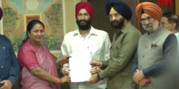 दिल्ली सीएम रेखा गुप्ता ने 1984 के दंगा पीड़ितों के परिजनों को नौकरी पत्रों पर हाथ रखा, जस्टिस लॉन्ग ओवरड्यू का कहना है घड़ी