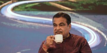 22-भाषा सड़क सुरक्षा गीत के लिए गडकरी ने शंकर महादेवन को टैप किया