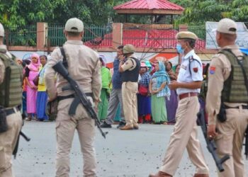 2 साल के मणिपुर संघर्ष - कोंग्रेस नए चुनाव की मांग करते हैं, राष्ट्रपति का नियम नहीं है